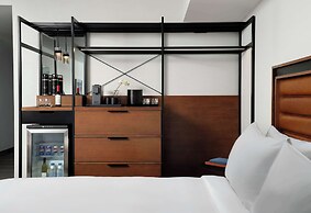 Hotel Alpenrock Breckenridge, Curio Collection by Hilton