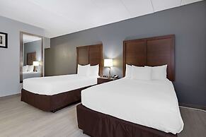Clarion Hotel & Suites BWI Airport North