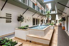 Catalonia Santa Justa