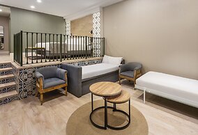 Catalonia Santa Justa