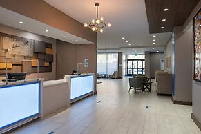 Holiday Inn Express Los Angeles Downtown West by IHG
