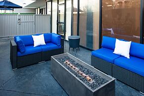 Holiday Inn Express Los Angeles Downtown West by IHG