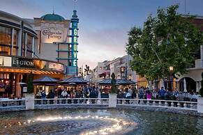 Holiday Inn Express Los Angeles Downtown West by IHG