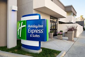 Holiday Inn Express Los Angeles Downtown West by IHG