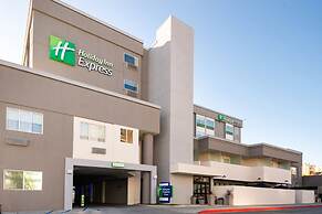 Holiday Inn Express Los Angeles Downtown West by IHG