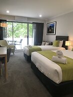 Palm Court Motor Inn