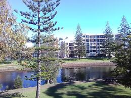 Palm Court Motor Inn