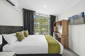 Palm Court Motor Inn
