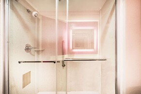 La Quinta Inn & Suites by Wyndham Chattanooga-Hamilton Place