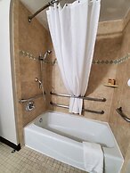 Bayfront Inn Fifth Avenue