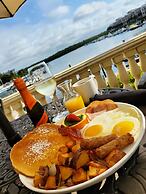 Bayfront Inn Fifth Avenue