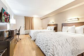 Red Roof Inn PLUS+ Mt Pleasant - Patriots Point