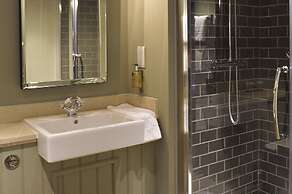 The Crown Manor House Hotel