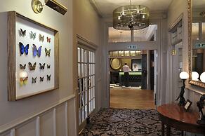 The Crown Manor House Hotel