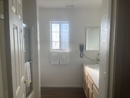 Miracle Springs Resort & Spa