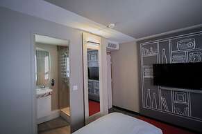 Ibis Paris Canal Saint Martin