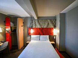 Ibis Paris Canal Saint Martin