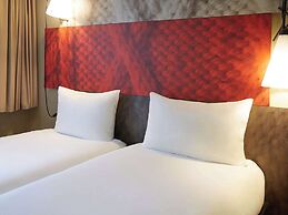 Ibis Paris Canal Saint Martin