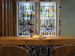 Ibis Paris Canal Saint Martin