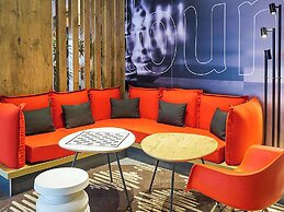 Ibis Paris Canal Saint Martin