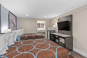 Super 8 by Wyndham Kissimmee/Orlando