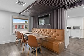 Super 8 by Wyndham Kissimmee/Orlando