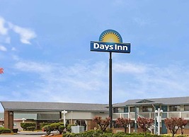 Days Inn by Wyndham Auburn