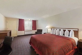 Days Inn by Wyndham Auburn