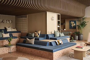 Ying’nFlo, Wesley Admiralty, Hong Kong by Langham Hospitality Group