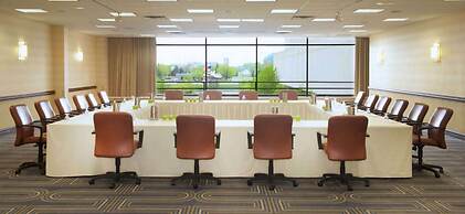 Doubletree by Hilton Bloomington - Minneapolis South