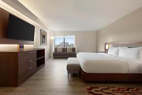 Doubletree by Hilton Bloomington - Minneapolis South