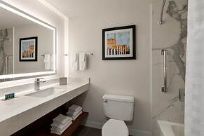 Doubletree by Hilton Bloomington - Minneapolis South