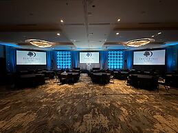 Doubletree by Hilton Bloomington - Minneapolis South