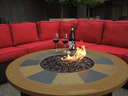 Doubletree by Hilton Bloomington - Minneapolis South