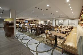 Doubletree by Hilton Bloomington - Minneapolis South