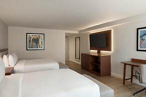 Doubletree by Hilton Bloomington - Minneapolis South