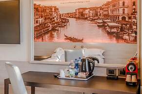 Antony Hotel