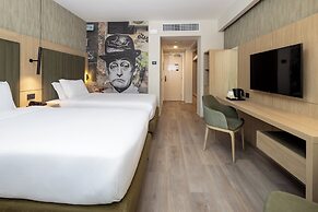 Holiday Inn Naples by IHG