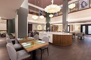 Holiday Inn Naples by IHG