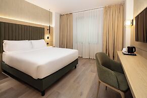 Holiday Inn Naples by IHG