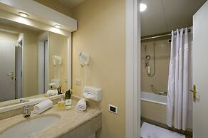Holiday Inn Naples by IHG