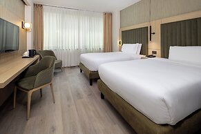 Holiday Inn Naples by IHG