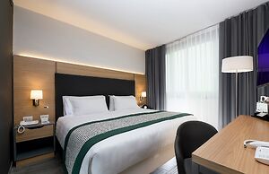 Holiday Inn Naples by IHG