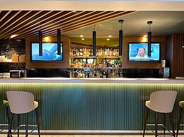 Holiday Inn Naples by IHG