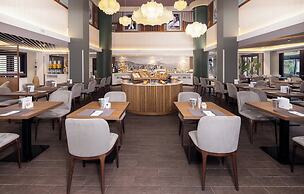 Holiday Inn Naples by IHG