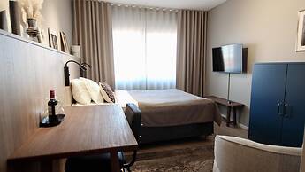 Best Western Plus John Bauer Hotel