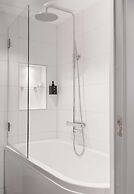 Best Western Plus John Bauer Hotel