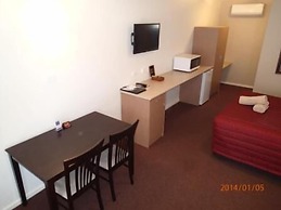 Augusta Courtyard Motel