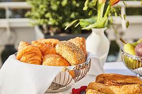 Hotel Atlantic Hamburg, Autograph Collection