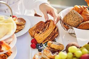 Hotel Atlantic Hamburg, Autograph Collection